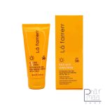 کرم ضد آفتاب و ضد لک بی رنگ SPF 30 مناسب پوست خشک و معمولی لافارر 40 میل